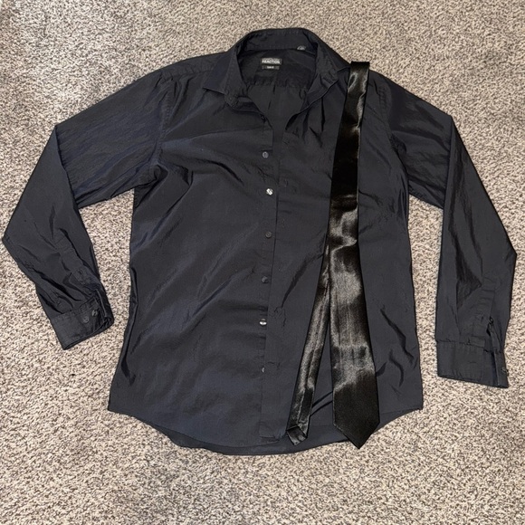 Express Other - Express black slim fit button down with black tie